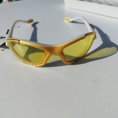 Lunettes jaunes